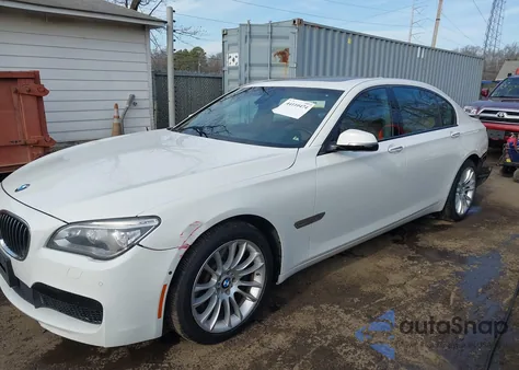 2015 BMW 750Li xDrive из США, поврежденный, VIN WBAYF8C59FD655487